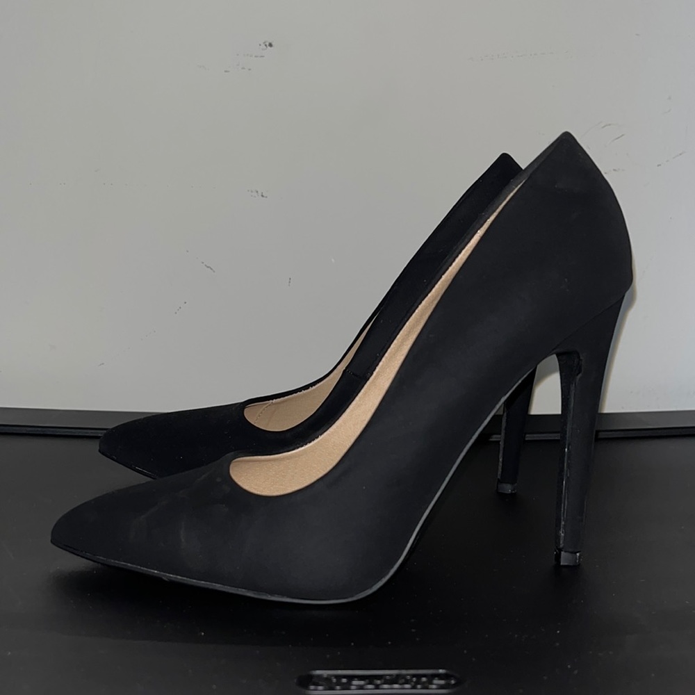 Black suede heels
